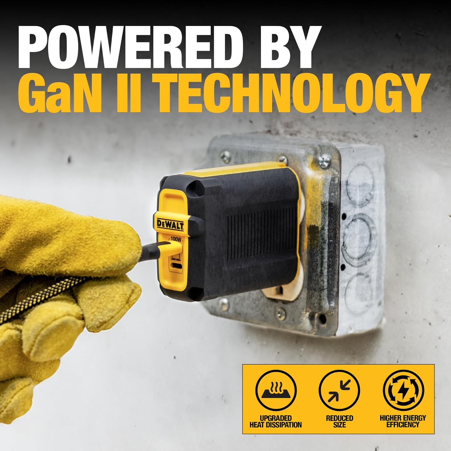 DEWALT USB-C Charger - Thumbnail 3