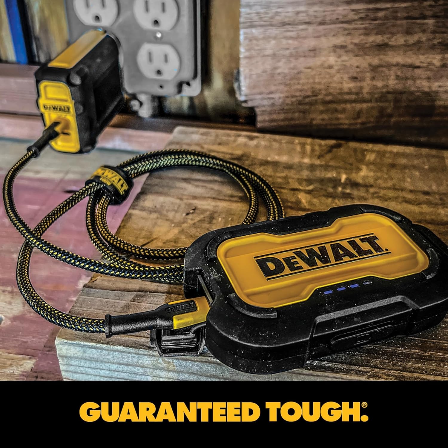 DEWALT Heavy Duty USB-C to Lightning Cables (2-Pack, 4ft) - Thumbnail 5